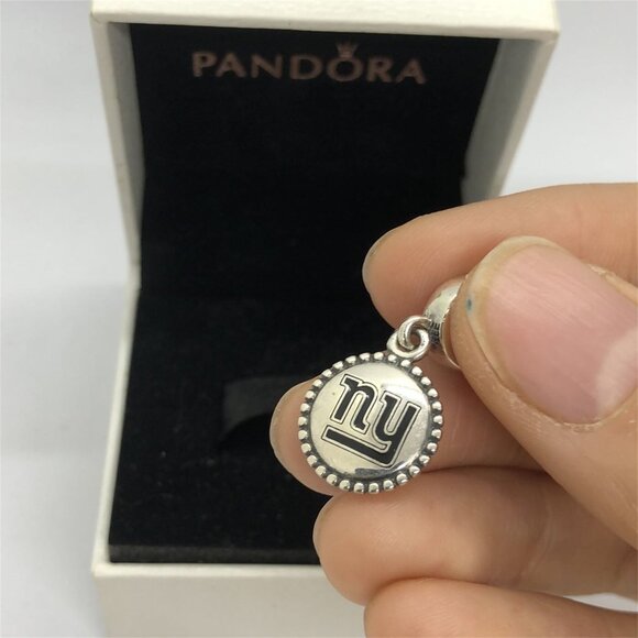 ✨🔥Pandora New York Giants Exclusive Dangle Charm  Pendant, S925 - Picture 5 of 6